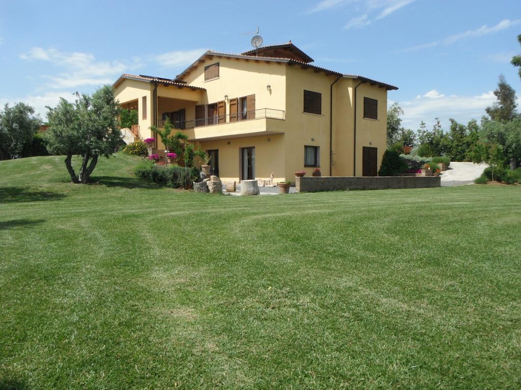 Locanda Degli Etruschi Montalto di Castro Kültér fotó